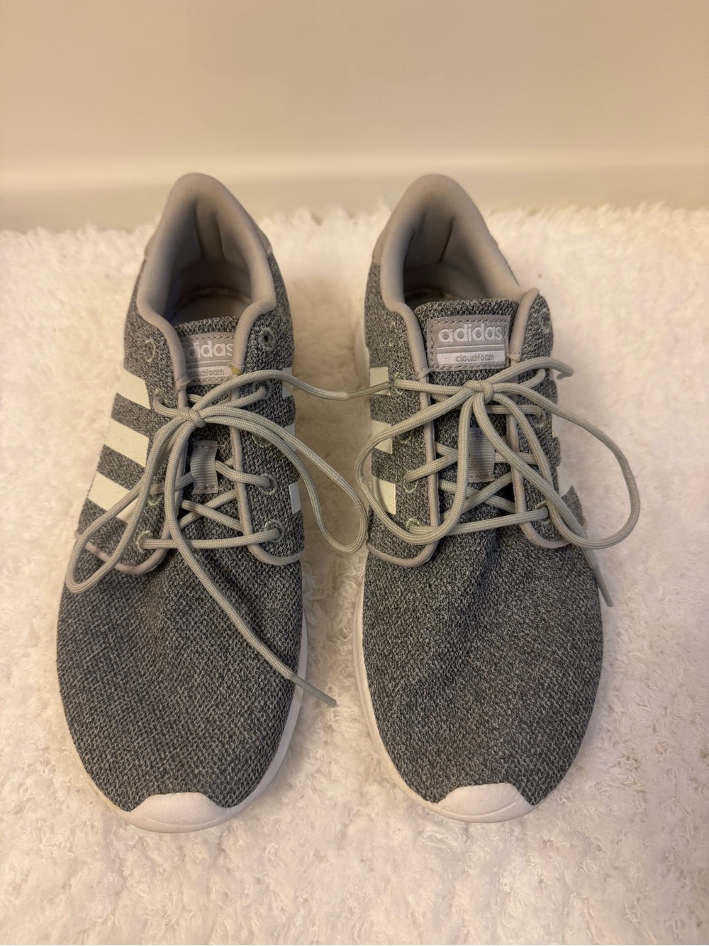 Adidas Cloudfoam Women’s Sneakers - Size 8 1/2 - LIKE NEW